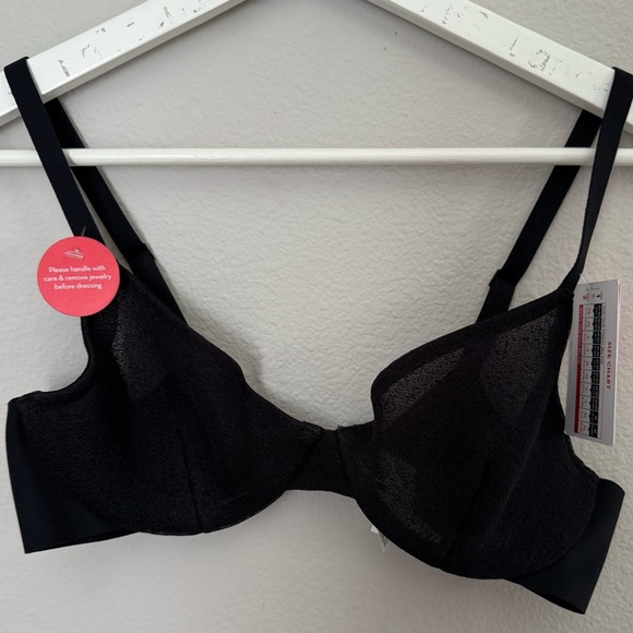 NWT Spanx Sheerflex Fit to You bra Women’s size Small D-DD - Picture 3 of 8